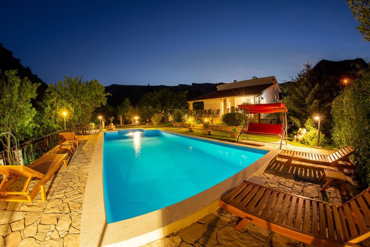 Villa Gana Buna Exterior photo